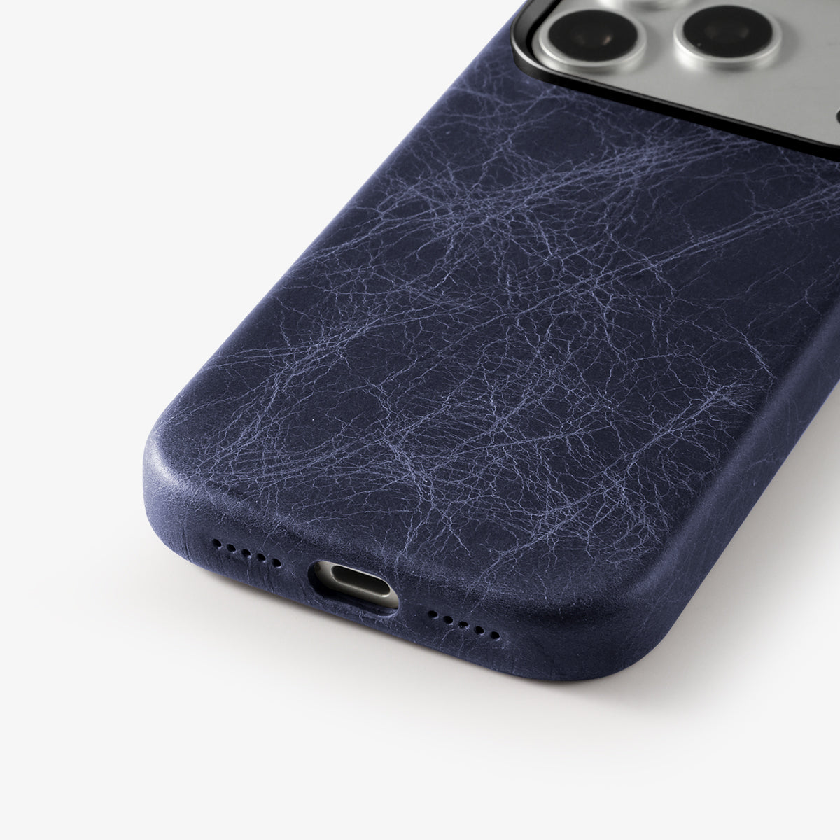 Case for iPhone 17 Pro Max- TUSCANIA Leather Case - Blue