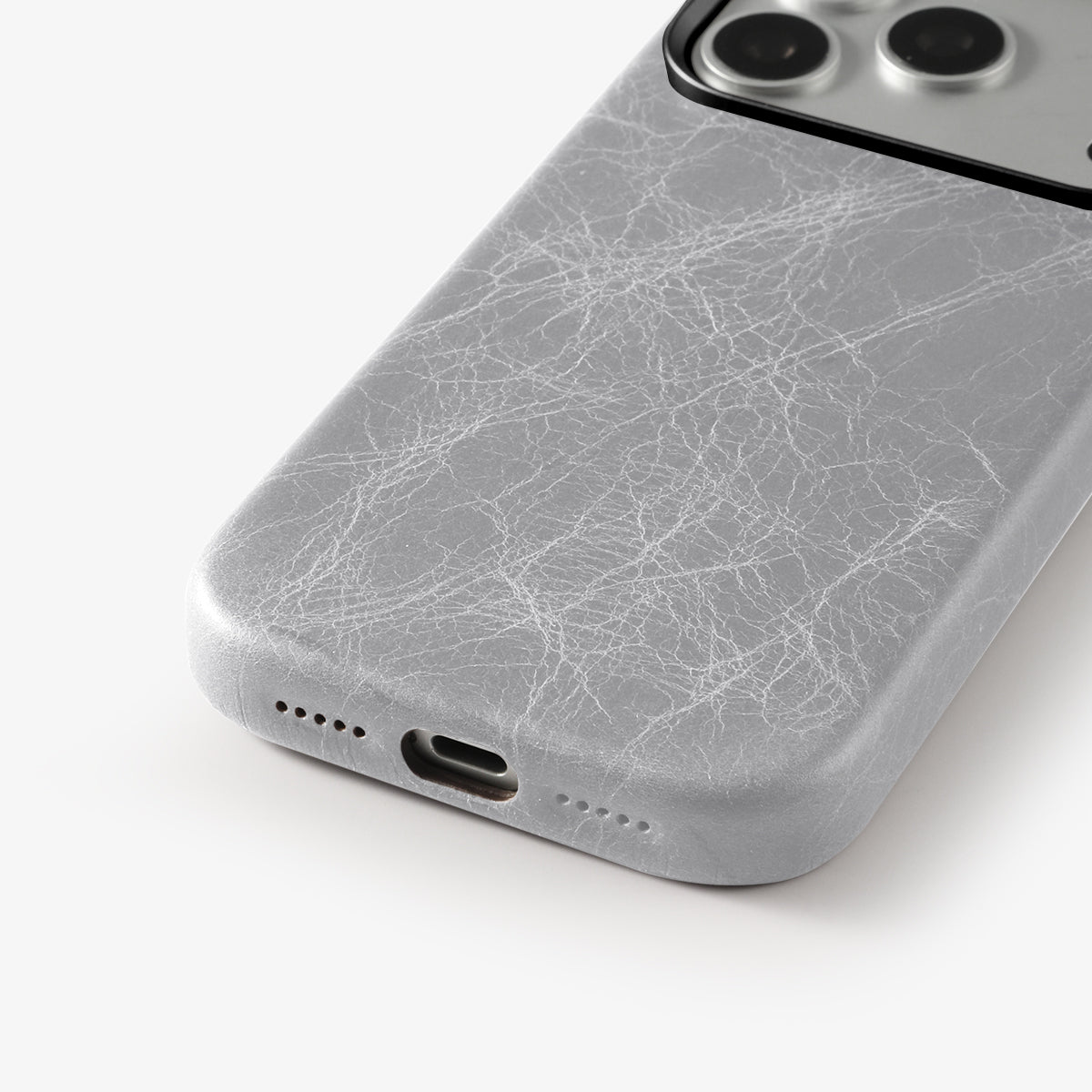 Case for iPhone 17 Pro Max - TUSCANIA Leather Case - Grey